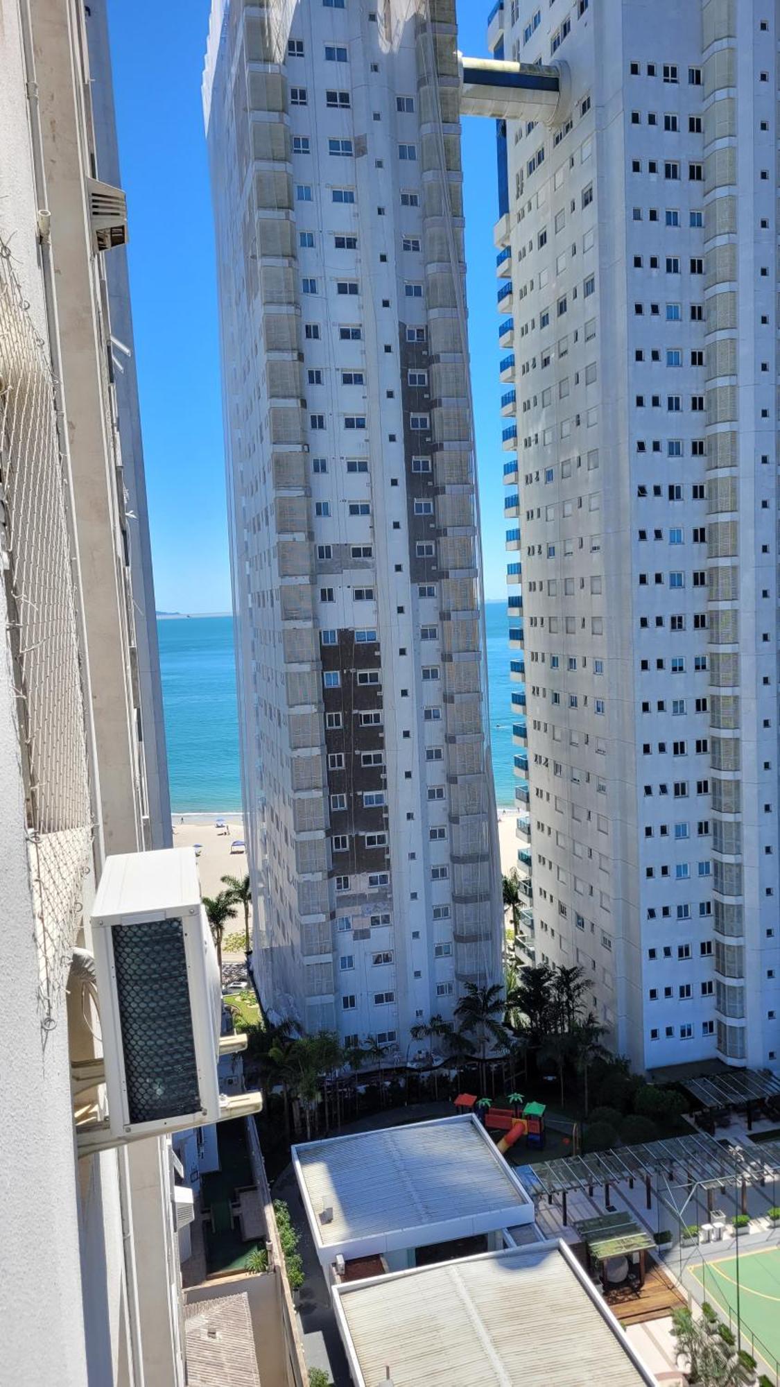 Apto Na Quadra Do Mar E Vista O Rio Apartamento *